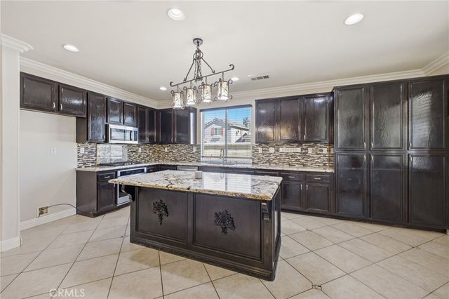 33413 Alagon, Temecula, CA 92592