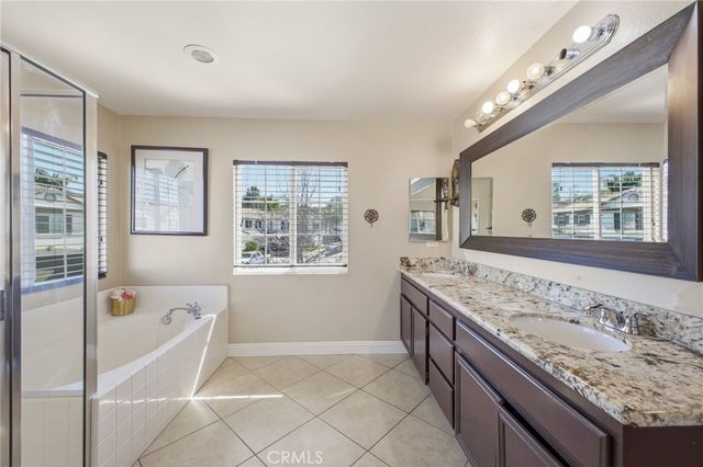 33413 Alagon, Temecula, CA 92592