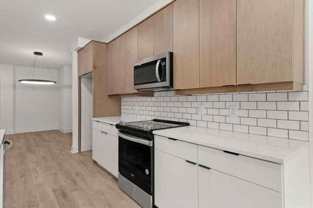 108 Park Place Unit 107, Decatur, GA 30030