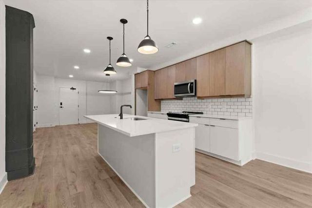 108 Park Place Unit 107, Decatur, GA 30030