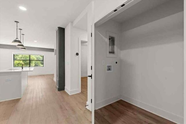 108 Park Place Unit 107, Decatur, GA 30030