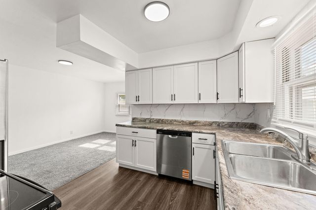 1876 N Forrester Road, La Porte, IN 46350