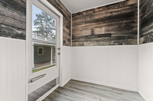 1876 N Forrester Road, La Porte, IN 46350