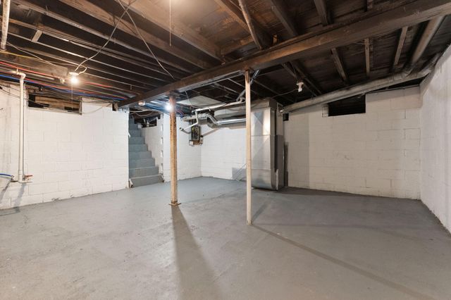 1876 N Forrester Road, La Porte, IN 46350