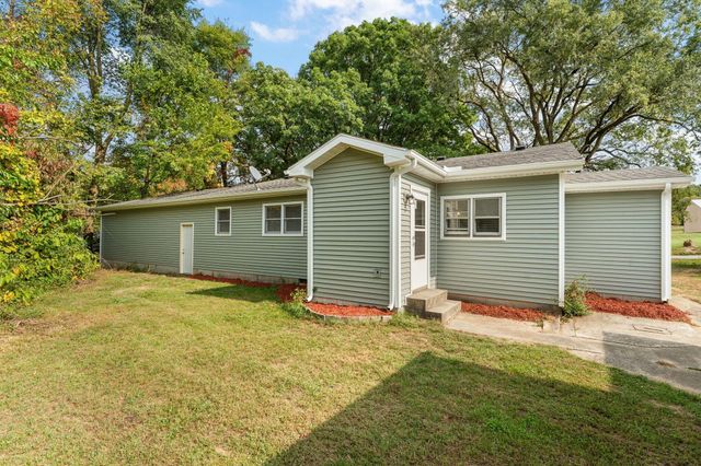 1876 N Forrester Road, La Porte, IN 46350