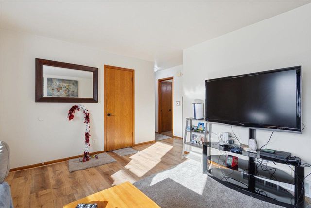 2805 - 2807 Mohican Road, Janesville, WI 53545