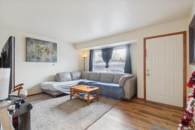 2805 - 2807 Mohican Road, Janesville, WI 53545