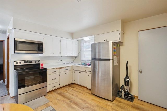 2805 - 2807 Mohican Road, Janesville, WI 53545