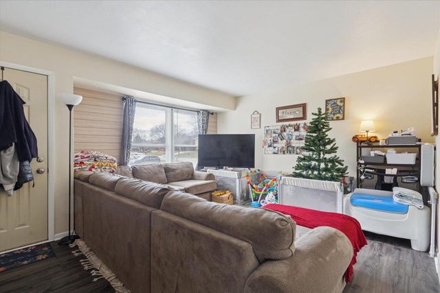 2805 - 2807 Mohican Road, Janesville, WI 53545