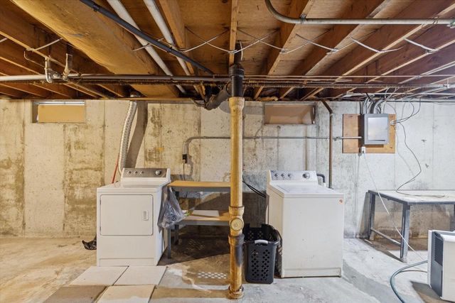 2805 - 2807 Mohican Road, Janesville, WI 53545