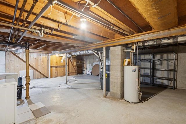 2805 - 2807 Mohican Road, Janesville, WI 53545