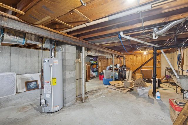 2805 - 2807 Mohican Road, Janesville, WI 53545