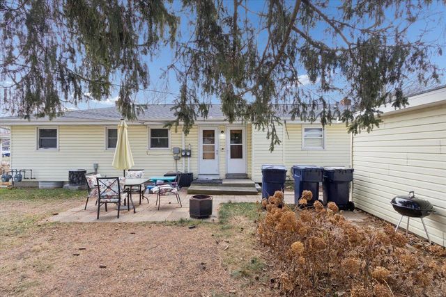 2805 - 2807 Mohican Road, Janesville, WI 53545