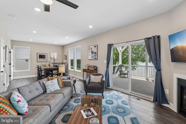 205 CHOPTANK AVE, Rosedale, MD 21237