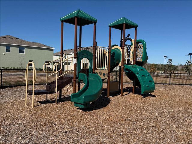 17212 ENGLISH CHESTNUT WAY, Land O Lakes, FL 34638