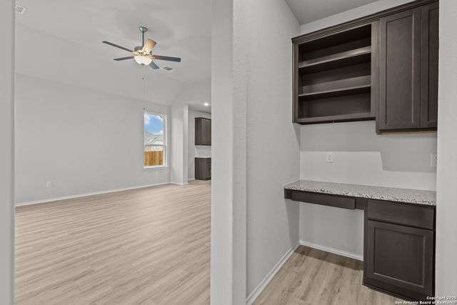 653 Broomsedge St, New Braunfels, TX 78130