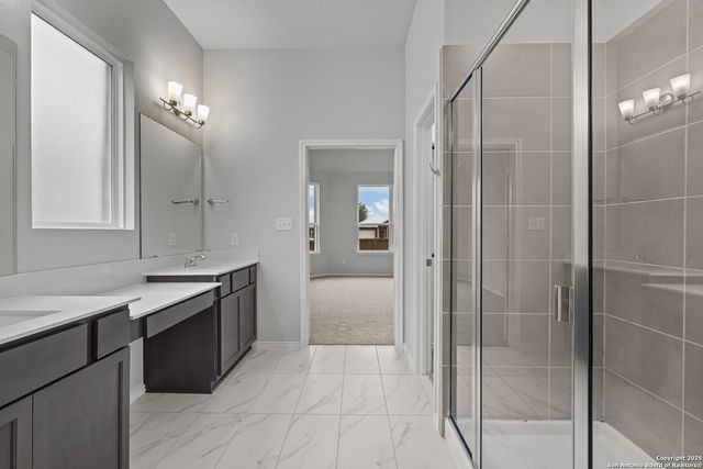 653 Broomsedge St, New Braunfels, TX 78130