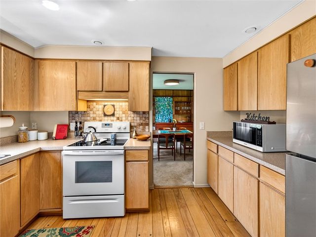 29 Tartarian Circle, Greece, NY 14612