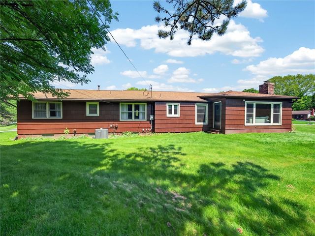29 Tartarian Circle, Greece, NY 14612