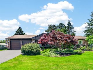 29 Tartarian Circle, Greece, NY 14612