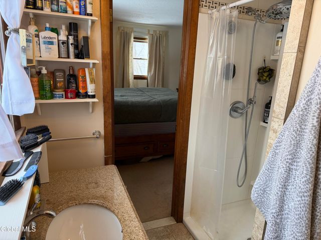 115 Hollywood Road, Amsterdam, NY 12010