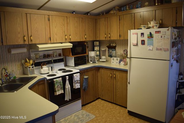 821 Magnolia Drive, Sunset Beach, NC 28468