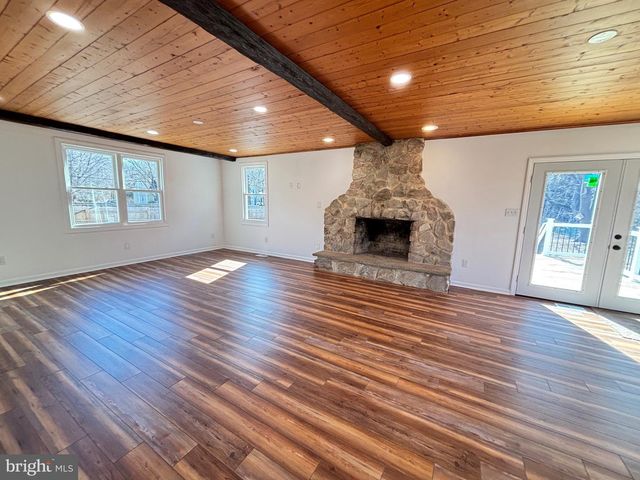 60 ROBERTS AVE, Clayton, NJ 08312