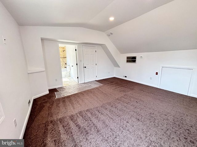 60 ROBERTS AVE, Clayton, NJ 08312