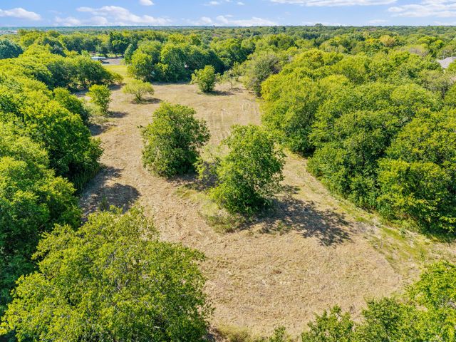904 Jacobson Drive, Dallas, TX 75253