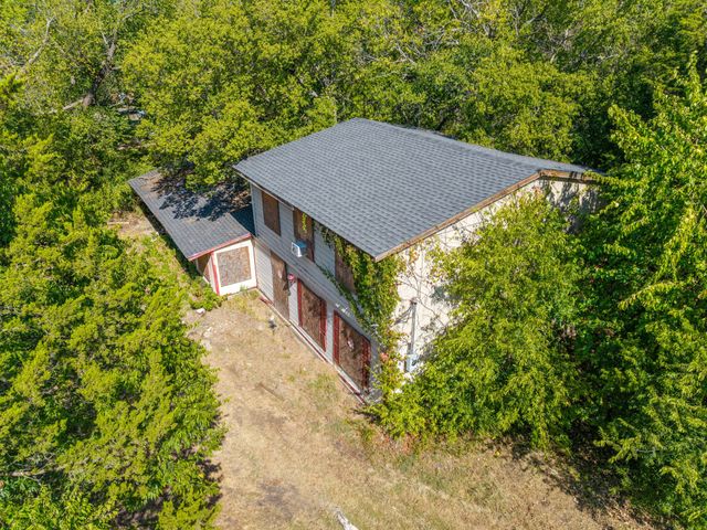 904 Jacobson Drive, Dallas, TX 75253