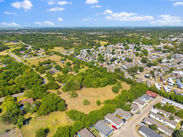 904 Jacobson Drive, Dallas, TX 75253