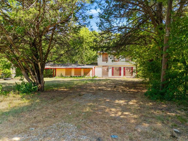 904 Jacobson Drive, Dallas, TX 75253