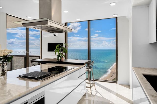 16275 Collins Avenue UPH1, Sunny Isles Beach, FL 33160
