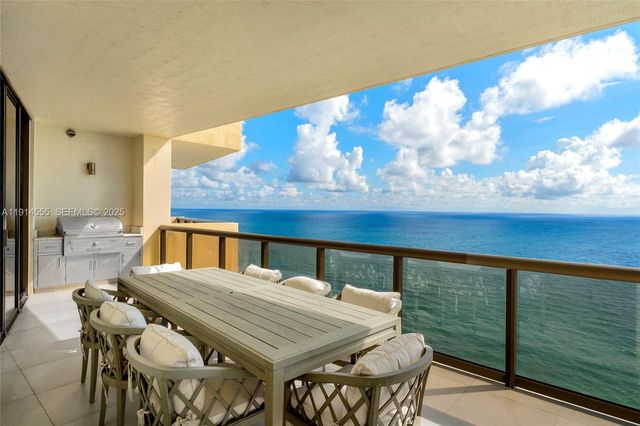 16275 Collins Avenue UPH1, Sunny Isles Beach, FL 33160