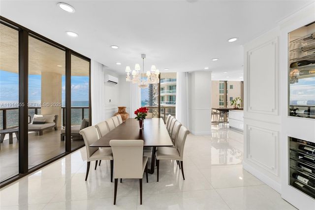 16275 Collins Avenue UPH1, Sunny Isles Beach, FL 33160