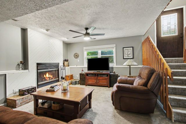 6515 Lakewood Avenue, Portage, IN 46368