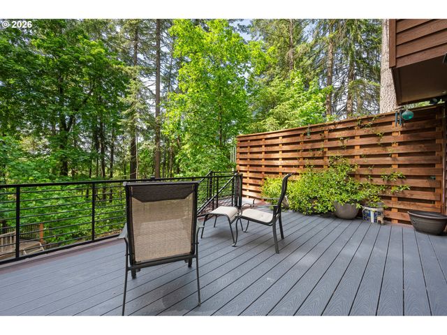 2031 DOGWOOD Dr, Eugene, OR 97405