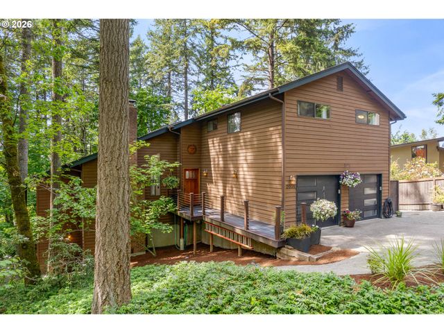 2031 DOGWOOD Dr, Eugene, OR 97405