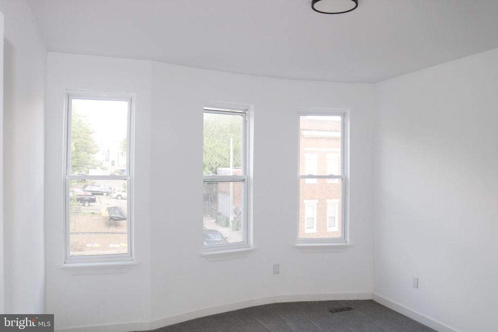Image 24 of property listing at 322 N MONROE ST, Baltimore, MD 21223