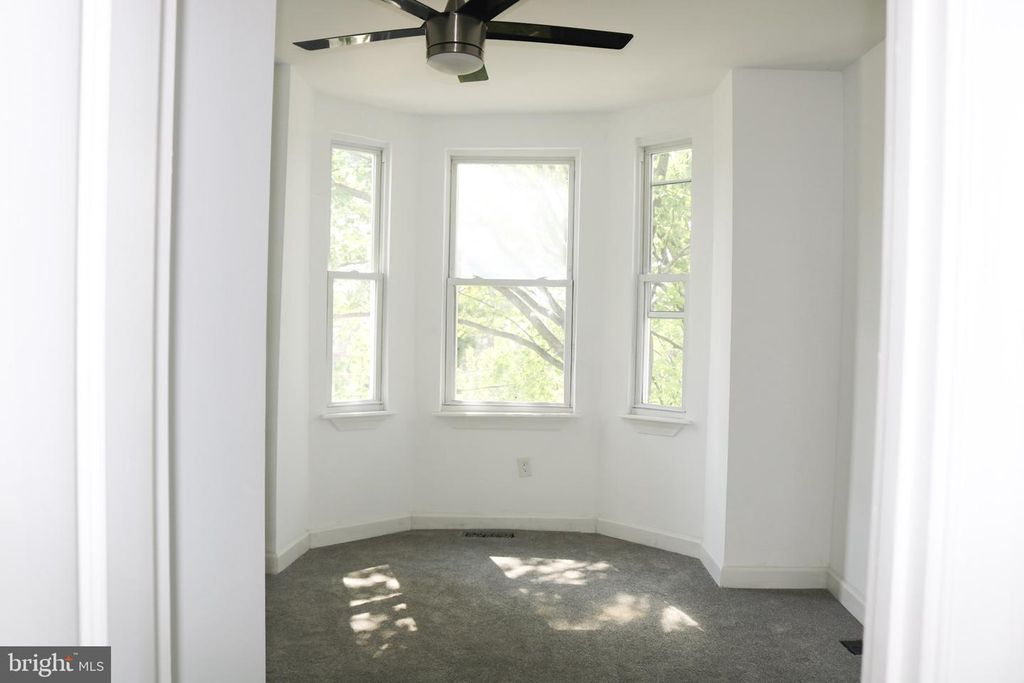 Image 30 of property listing at 322 N MONROE ST, Baltimore, MD 21223