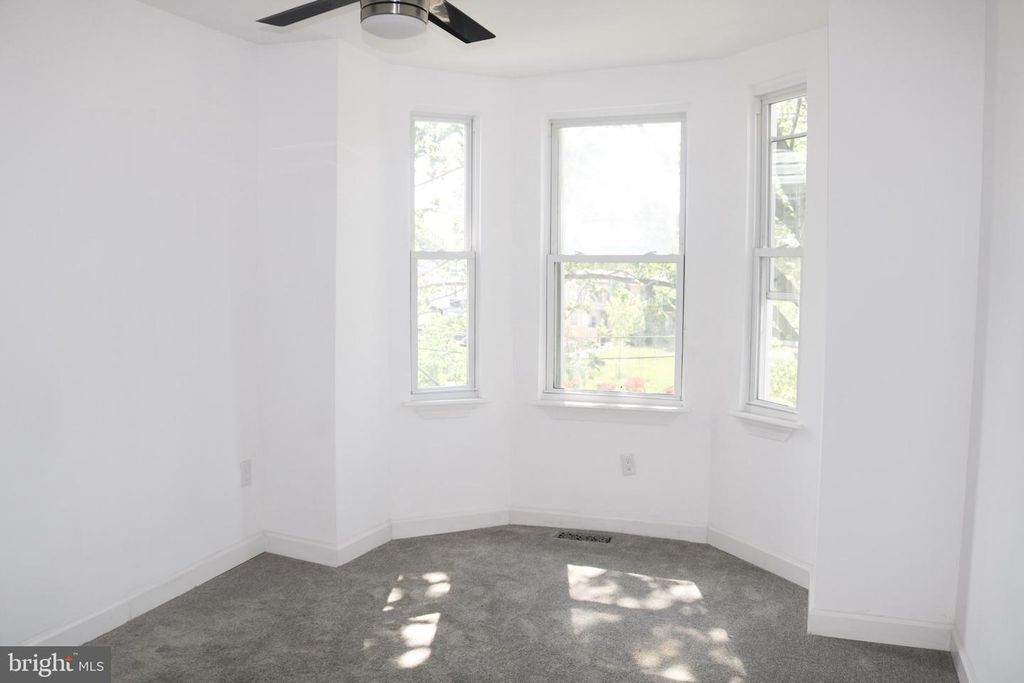 Image 31 of property listing at 322 N MONROE ST, Baltimore, MD 21223