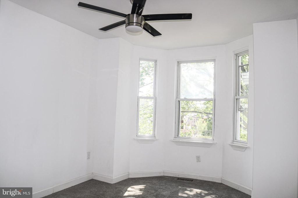 Image 32 of property listing at 322 N MONROE ST, Baltimore, MD 21223