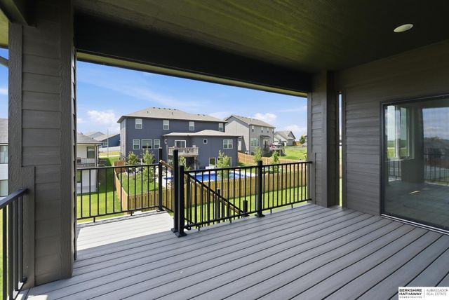 19903 Cottonwood Street, Gretna, NE 68028