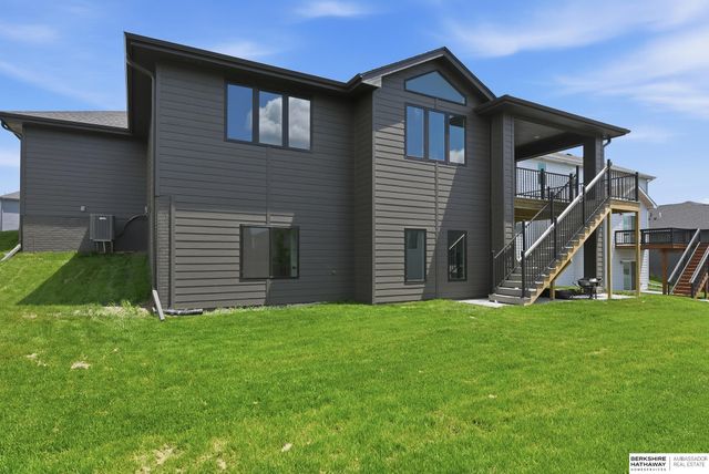 19903 Cottonwood Street, Gretna, NE 68028