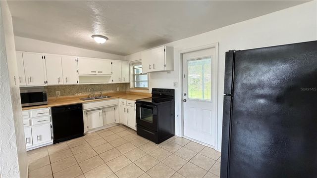 8574 94TH AVENUE, Seminole, FL 33777