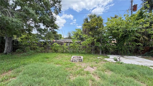 8574 94TH AVENUE, Seminole, FL 33777