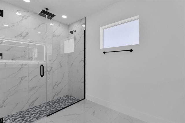 102 NW 20th ST, Cape Coral, FL 33993