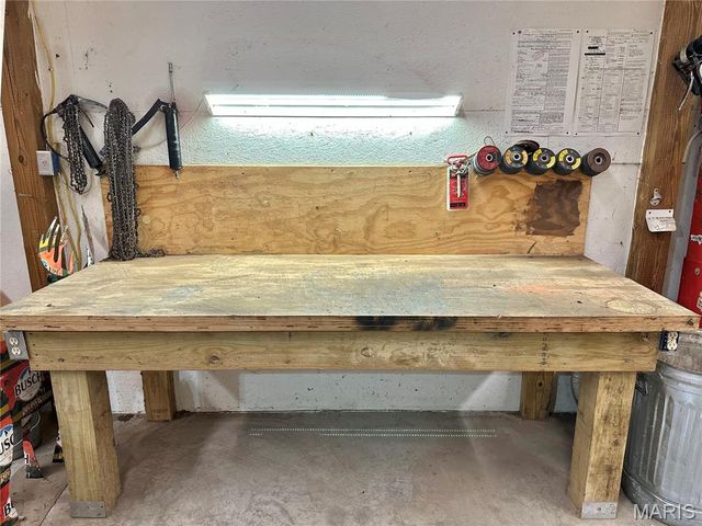 5362 W Anding Drive, Catawissa, MO 63015