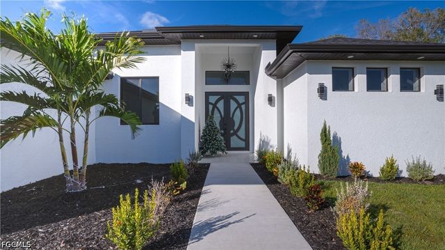 2565 28th AVE SE, Naples, FL 34117