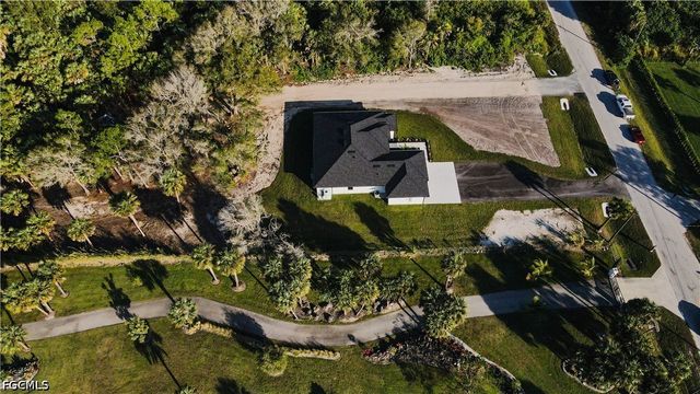 2565 28th AVE SE, Naples, FL 34117